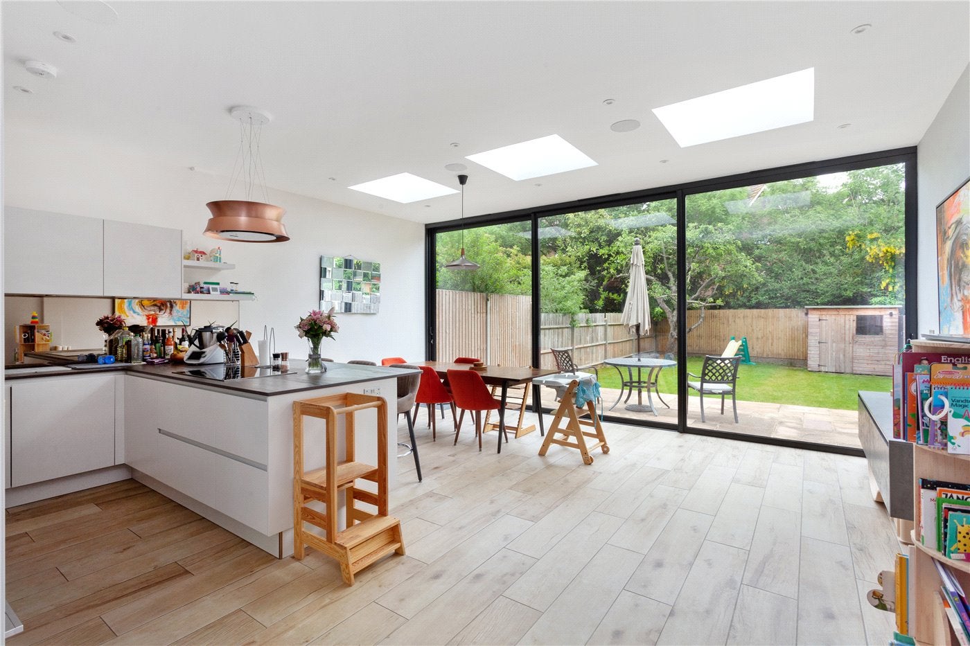 House Gunnersbury Gardens in Greater London