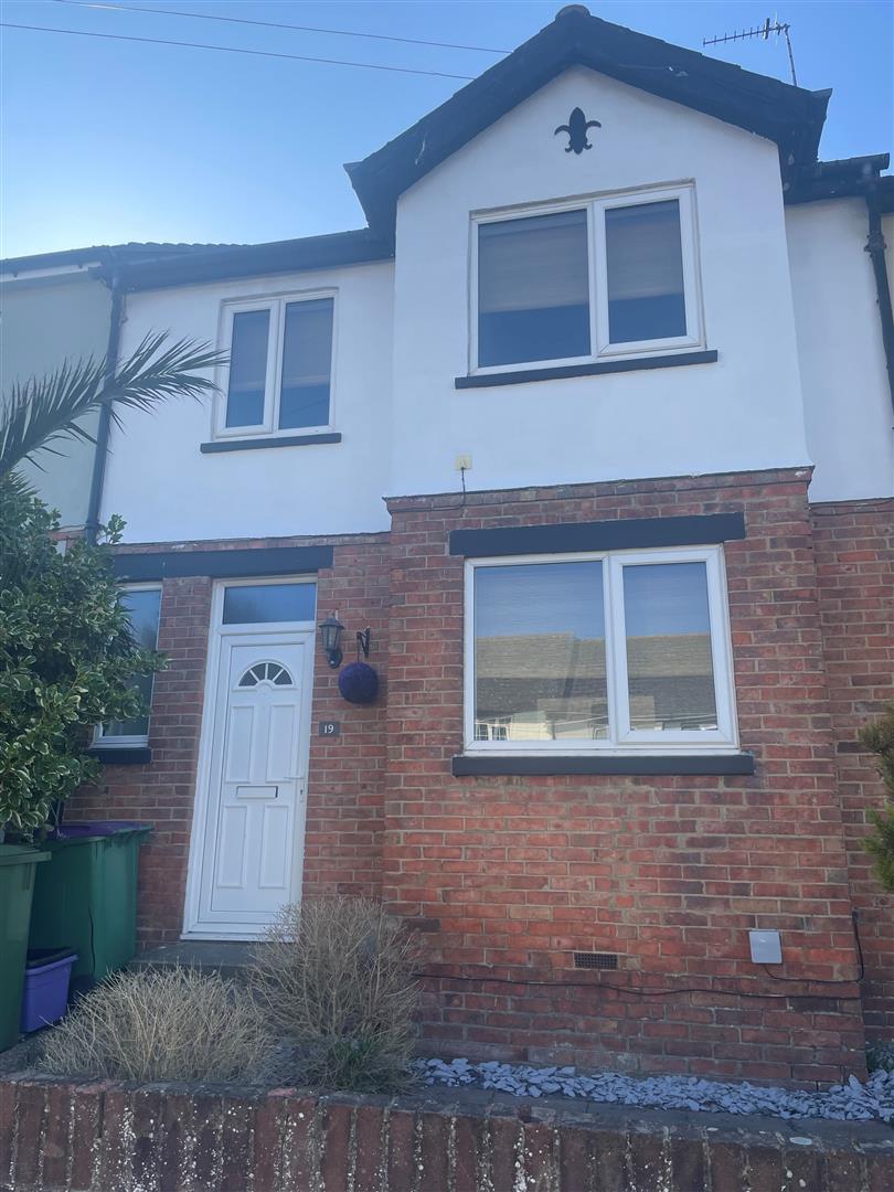 House Archer Road in Folkestone and Hythe District