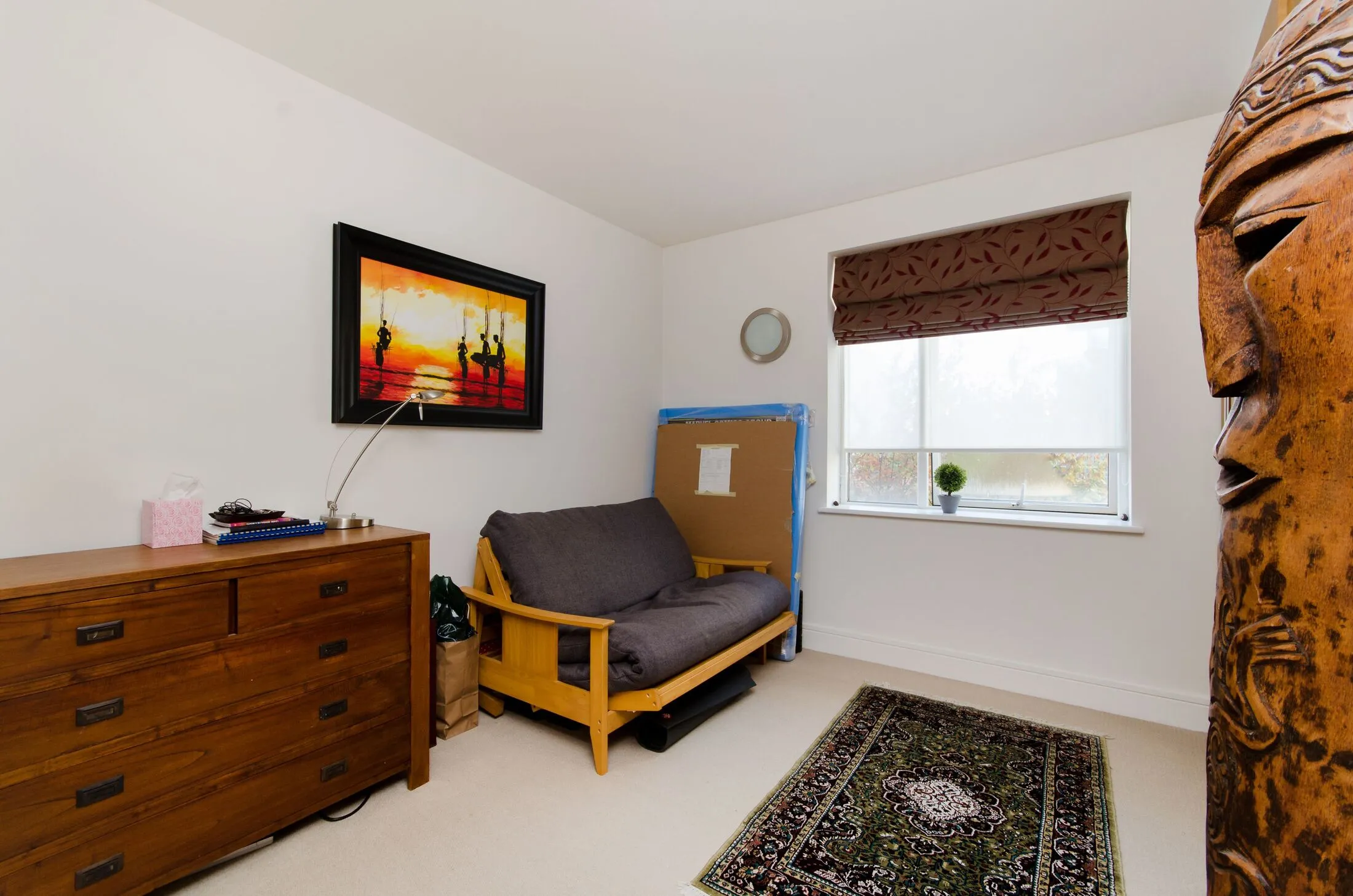 Flat Llanvanor Road in Greater London