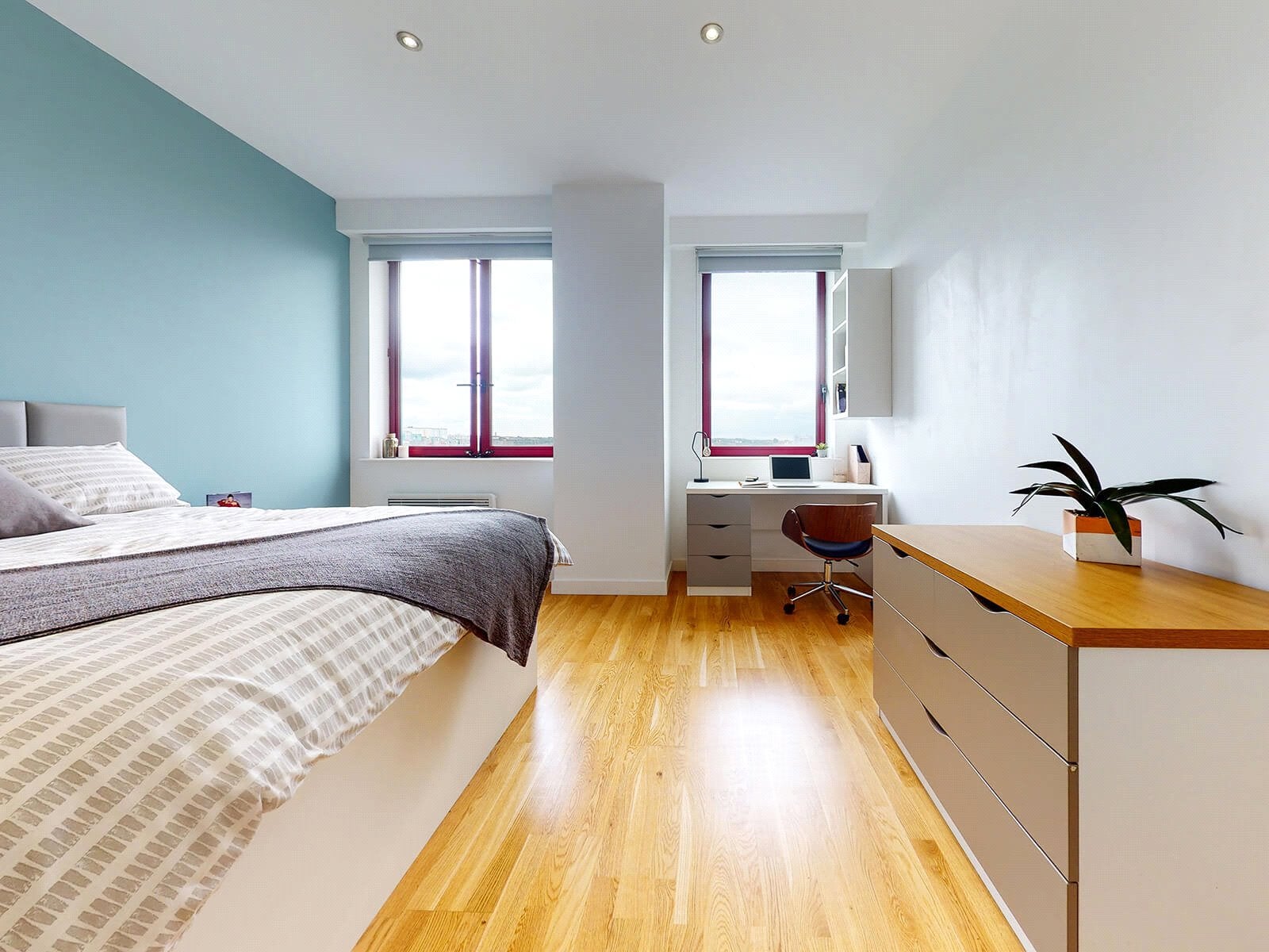 Flat Wade Lane in Leeds