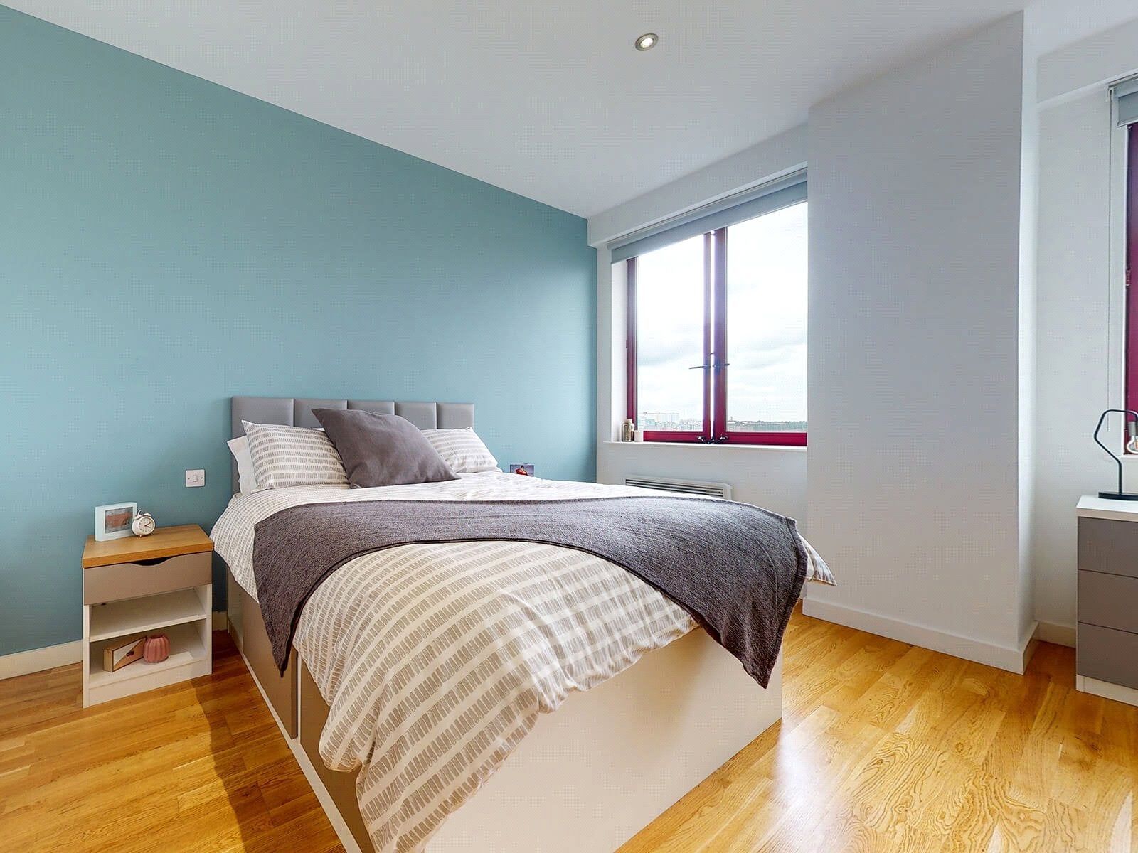Flat Wade Lane in Leeds