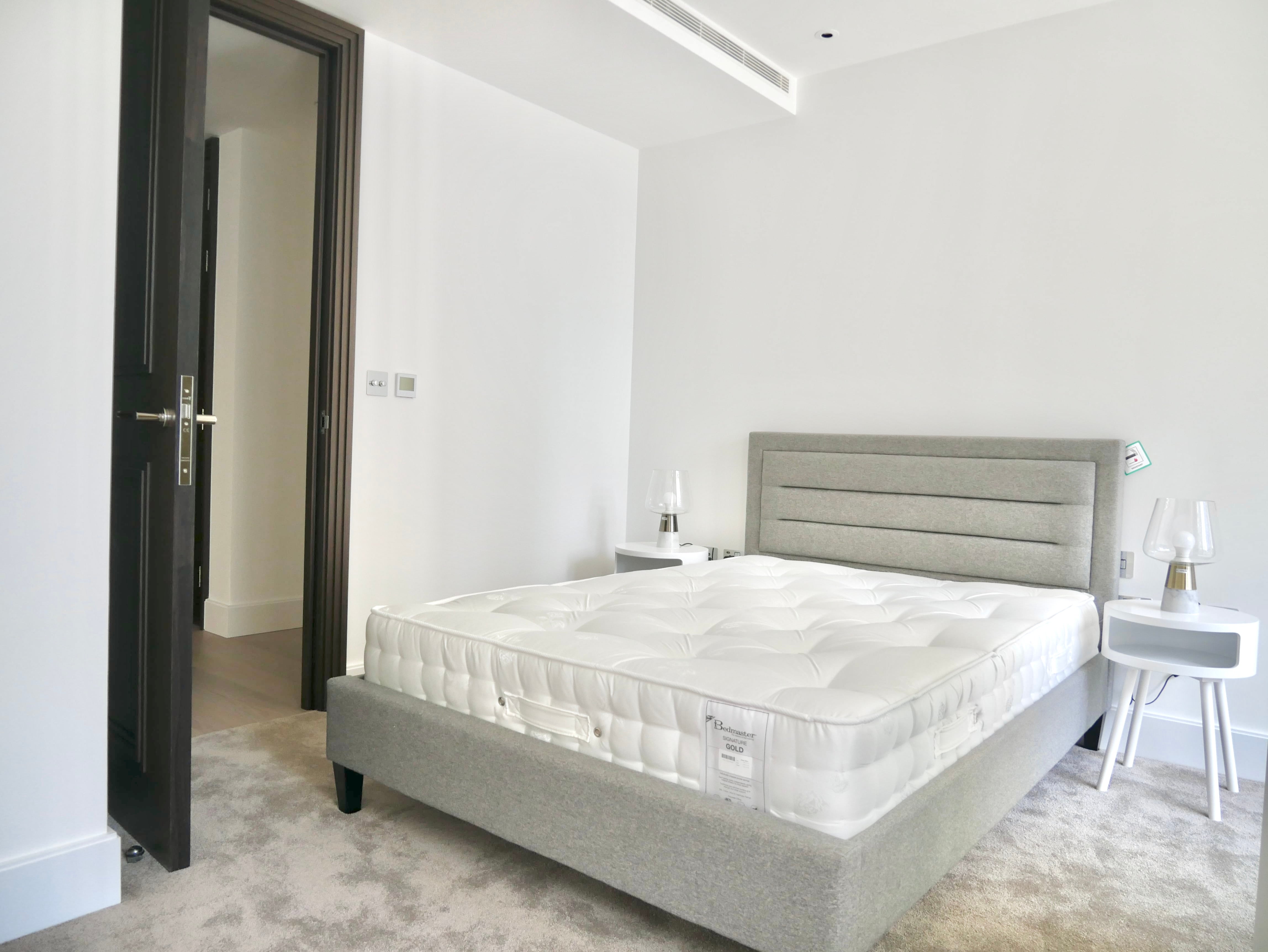 Flat Warwick Lane in Greater London