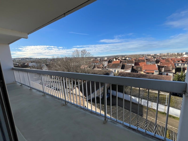 Flat Rue Paul Constans in Montluçon