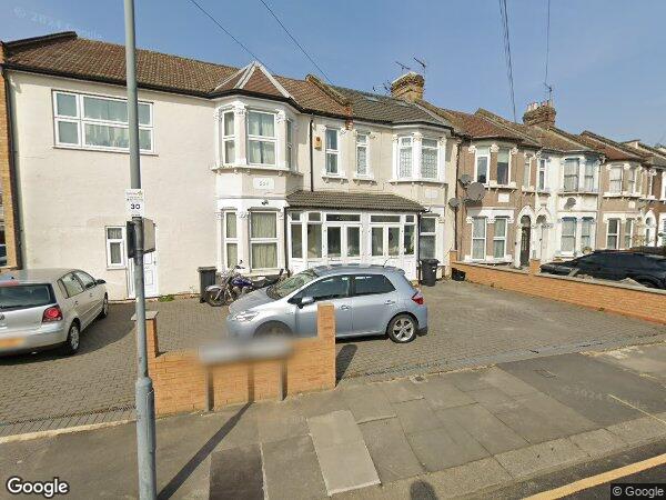 Room Balfour Road in Greater London