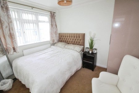 Flat Eightlands Lane in Leeds