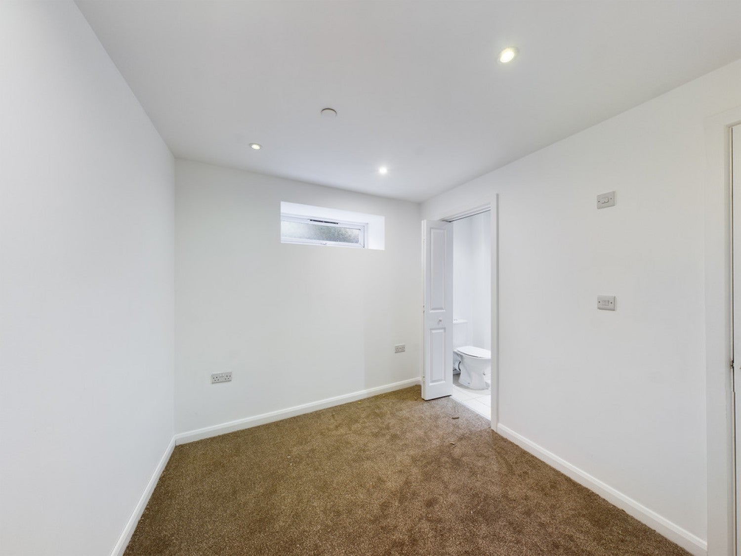 Flat Arundal Crescent in Plymouth