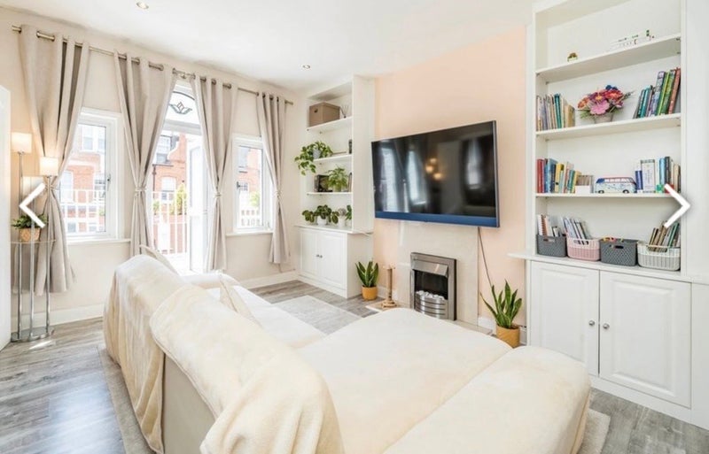 Room Comeragh Road in Greater London