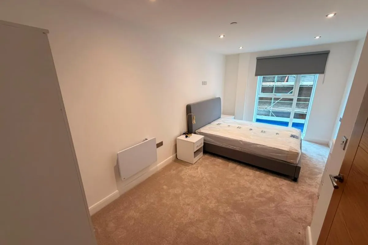 Flat Richmond Hill Approach in Leeds