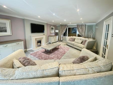 House Regency Gardens in South Kesteven