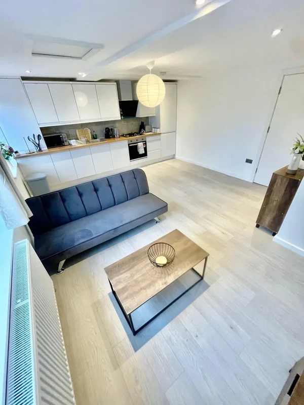 Flat Ramsden Square in Cambridge