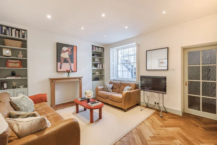 Flat Sydney Street in Greater London
