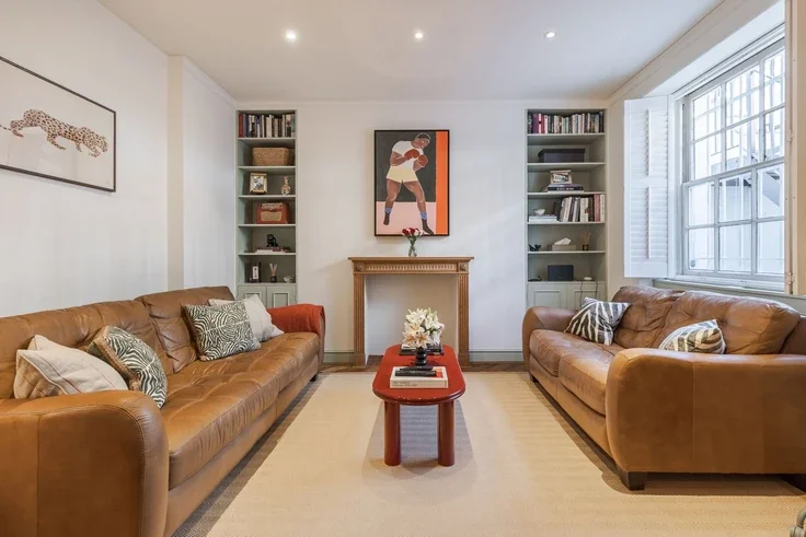 Flat Sydney Street in Greater London