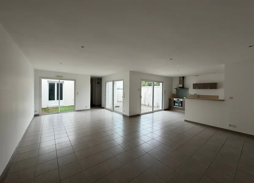 House Rue Ampère in La Rochelle