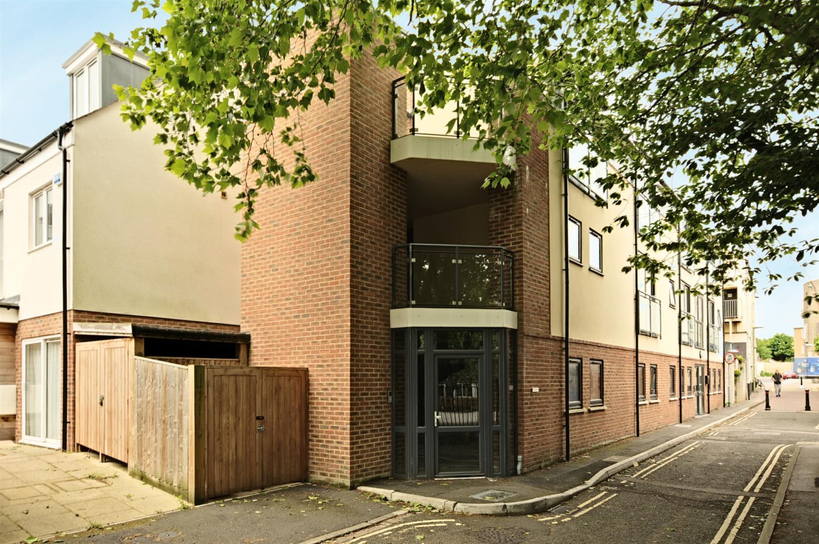 Flat Jericho Street in Oxford