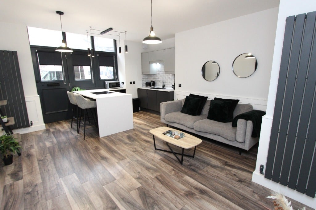 Flat Atholl Crescent Lane in City of Edinburgh