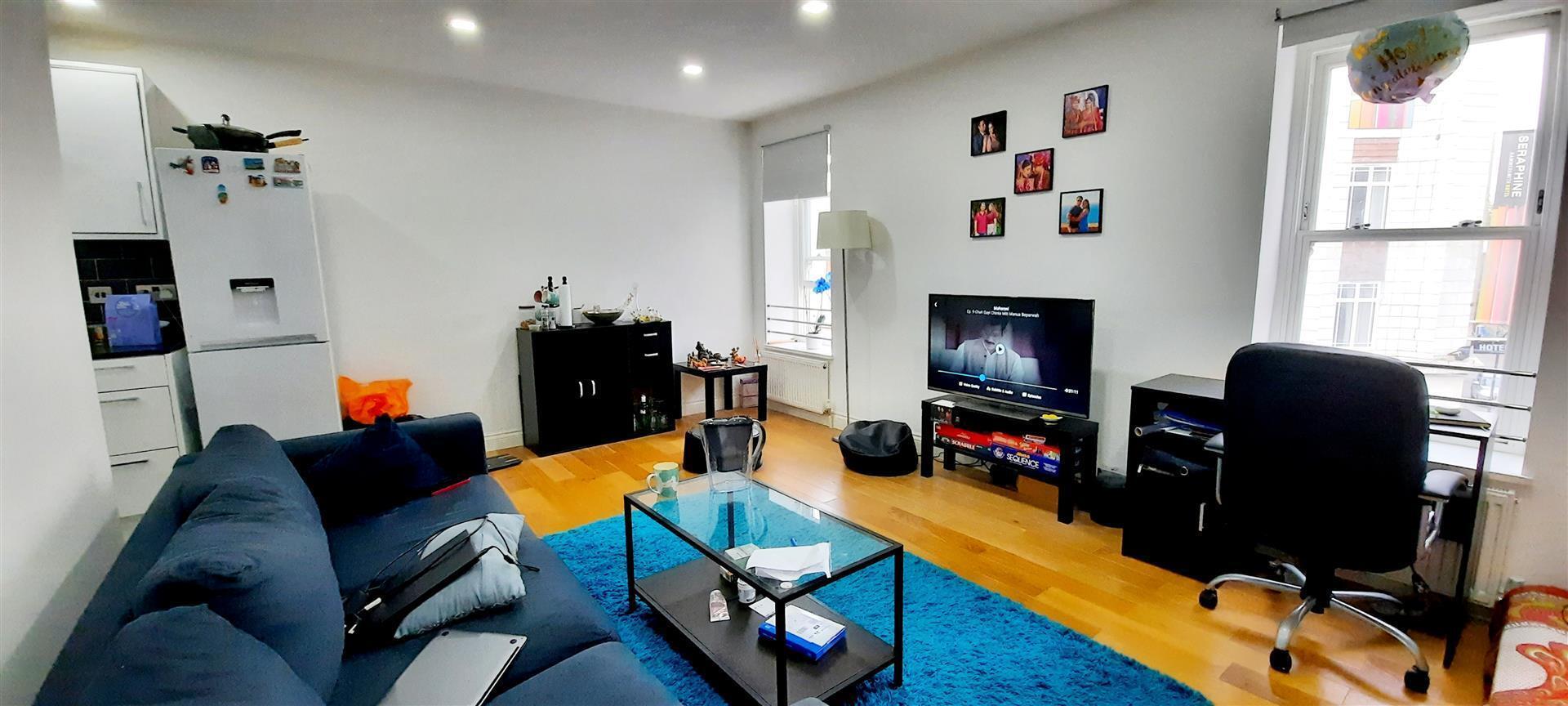 Flat King Street in Greater London
