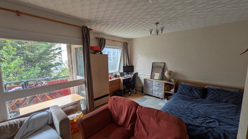 Room Nelson Square in Greater London