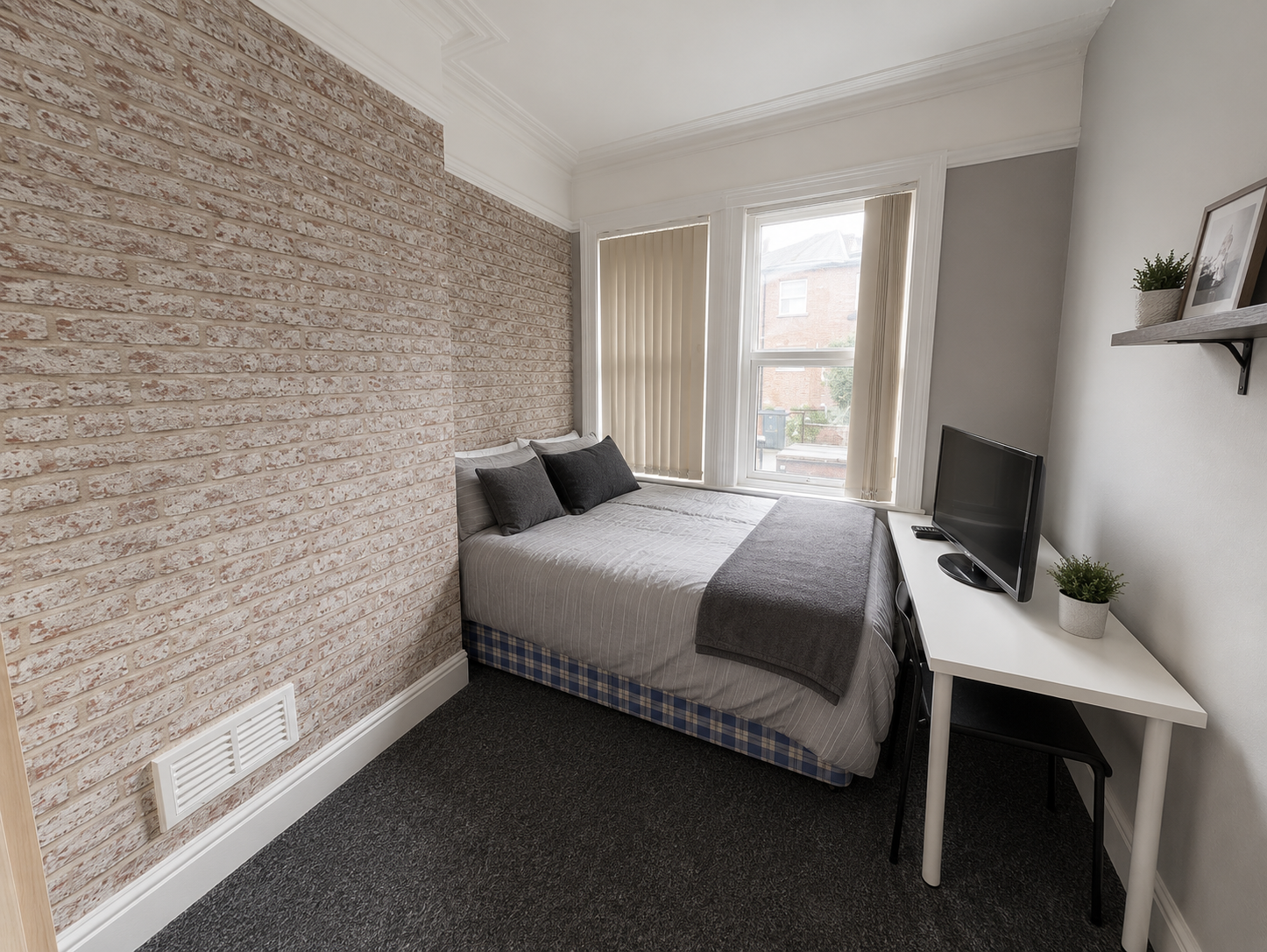 Flat Headingley Mount in Leeds