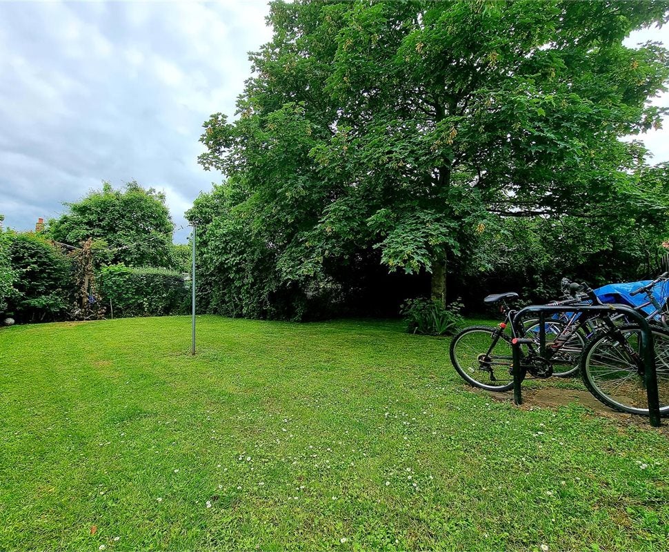 Flat Market Street in South Cambridgeshire