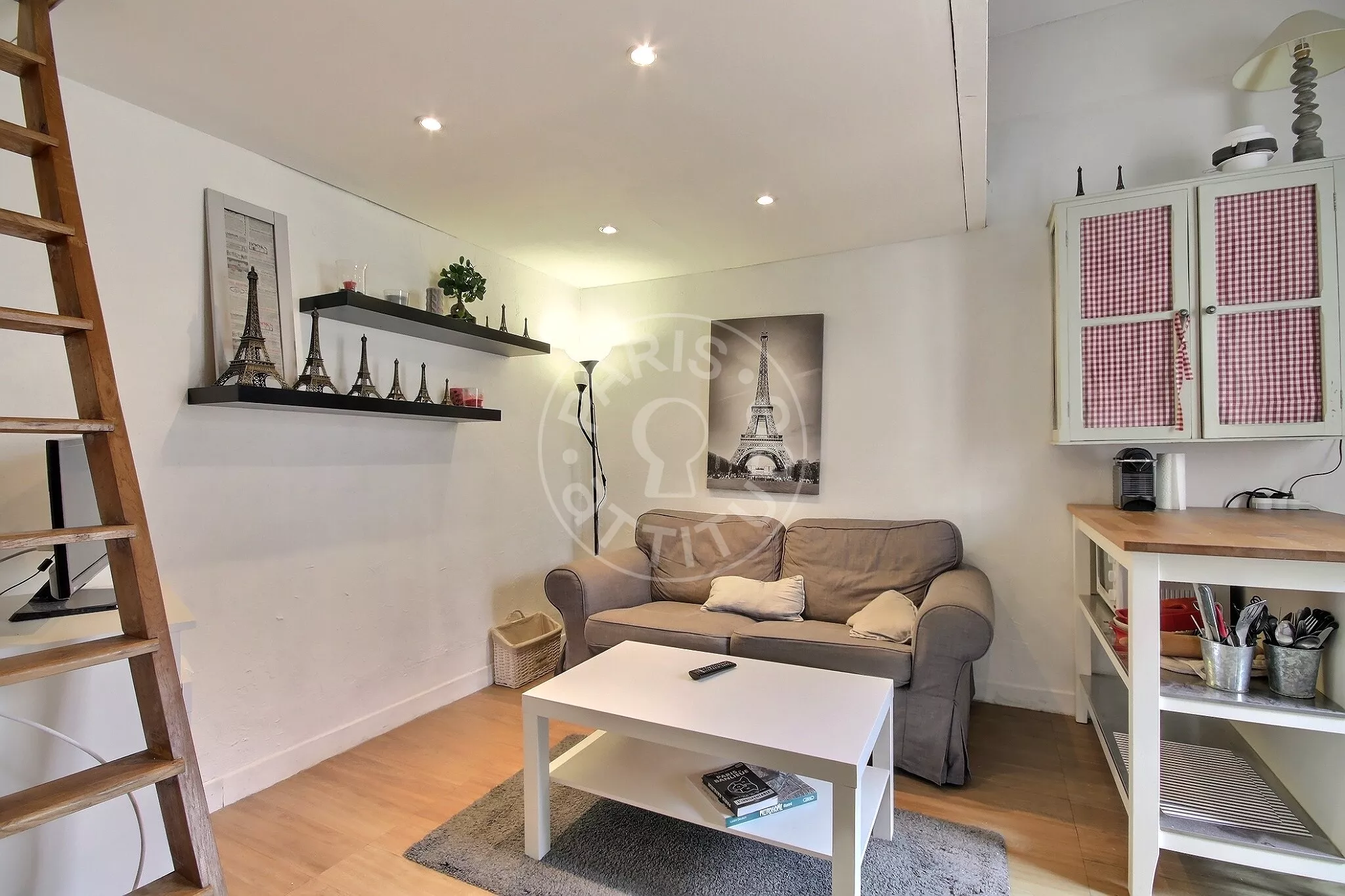 Appartement Rue de Charenton à Paris