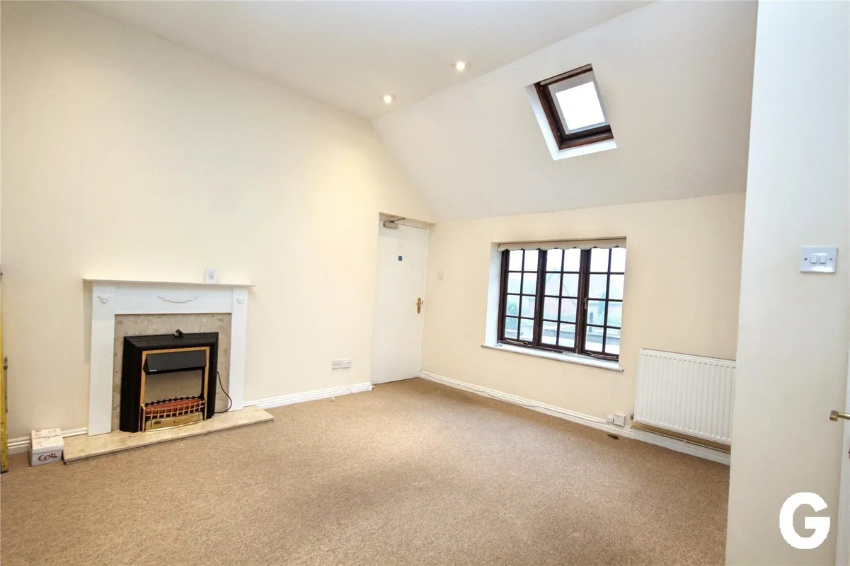 Flat Market Place in New Forest