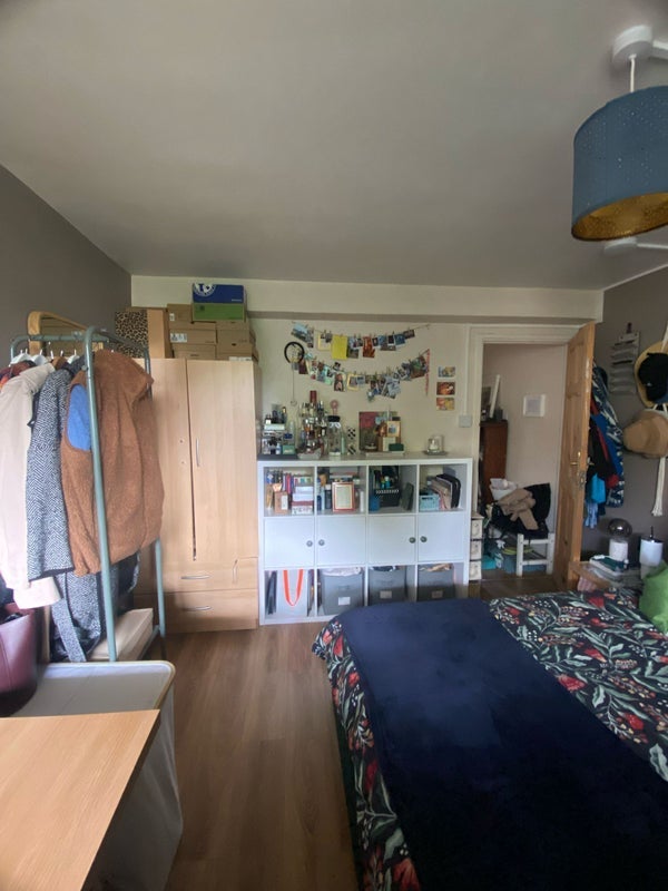 Room Casbeard Street in Greater London