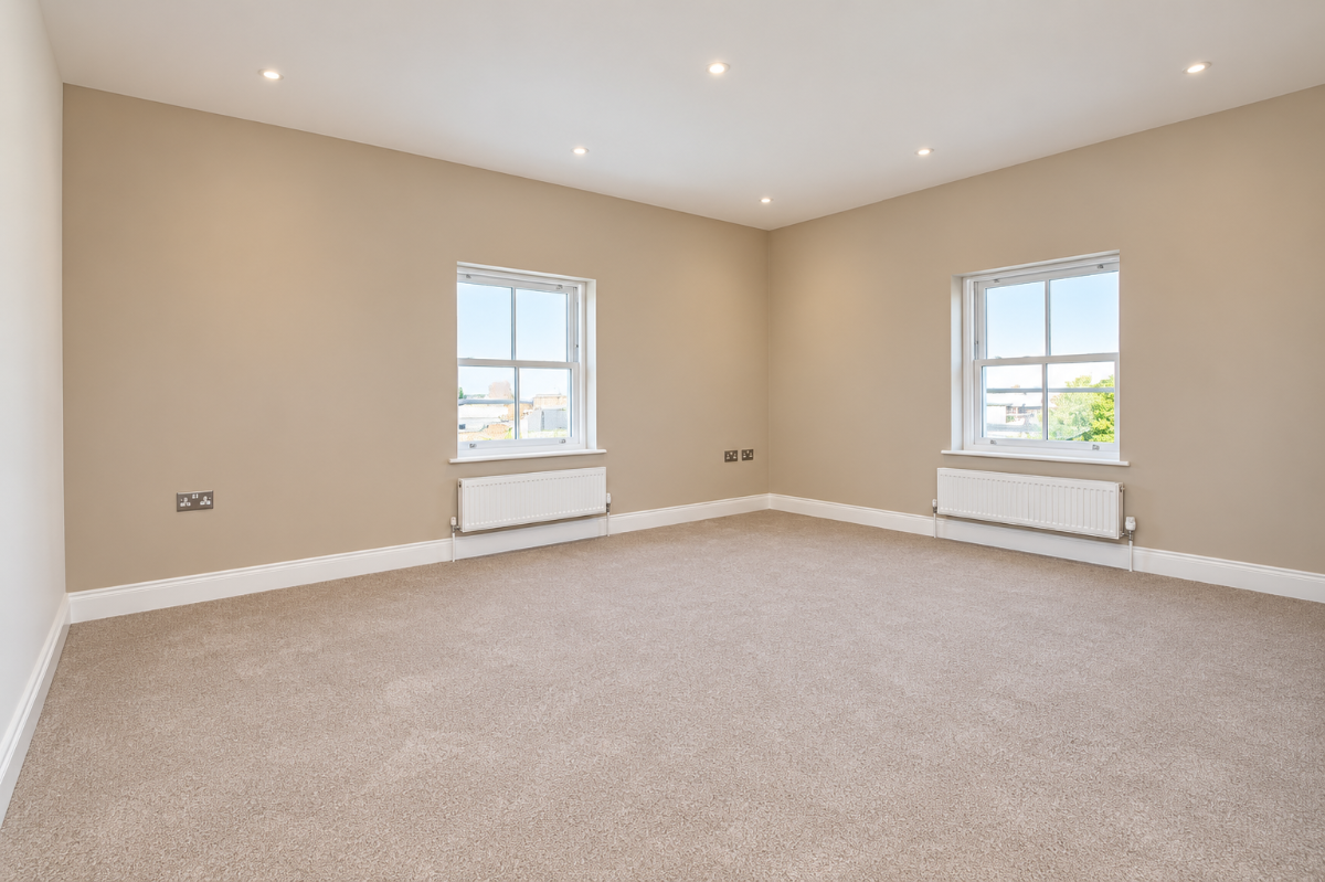 Flat Eaton Road in Thanet