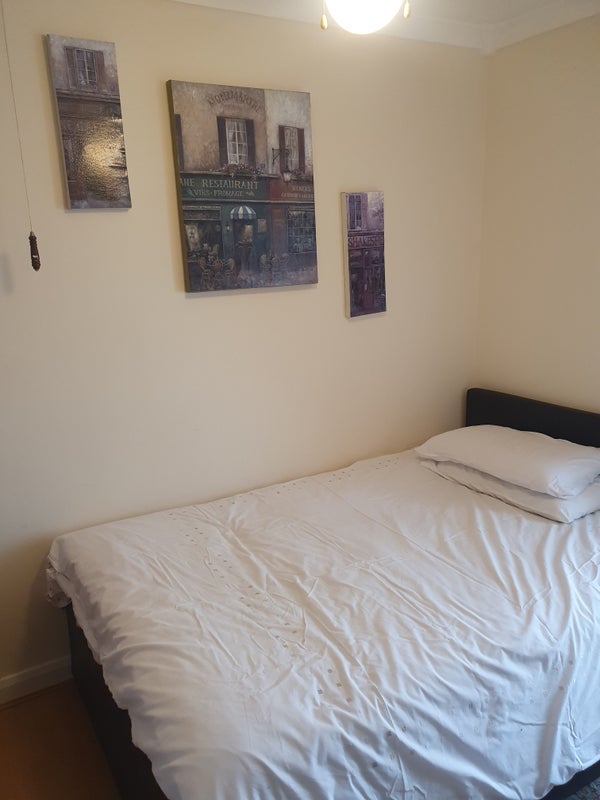 Room Meredith Road in Cardiff