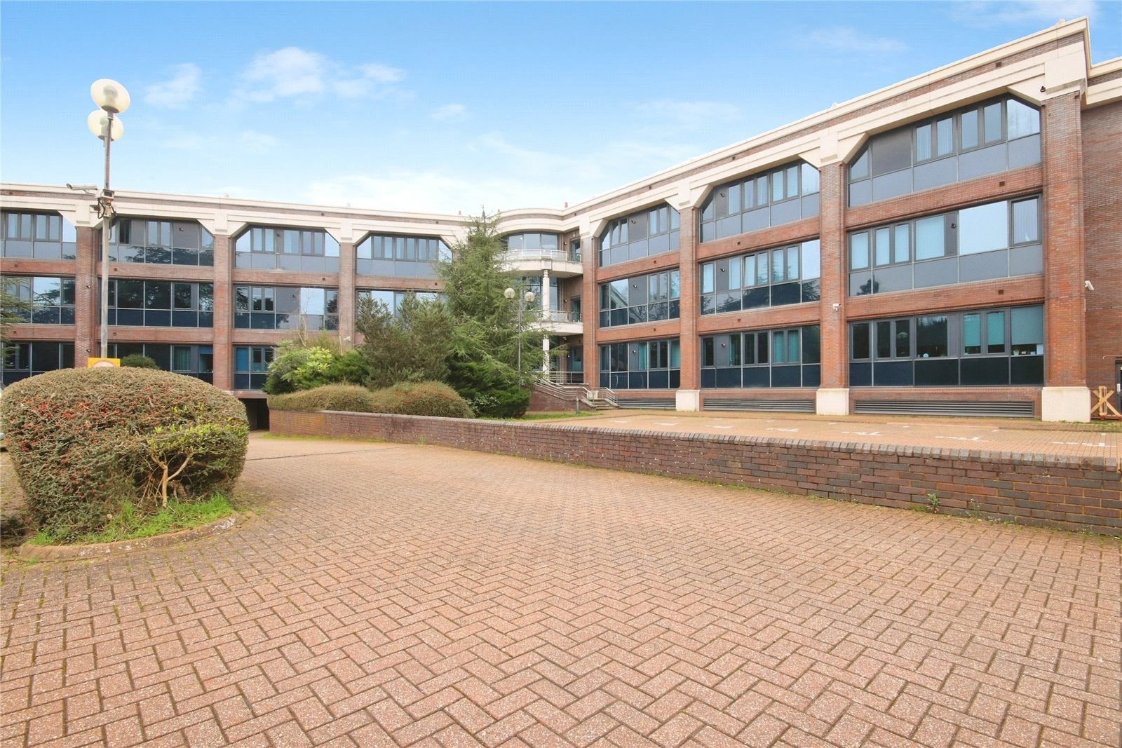 Flat Sports Centre Roundabout in Bracknell