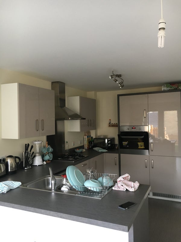 Room Fenby Grove in Bradford