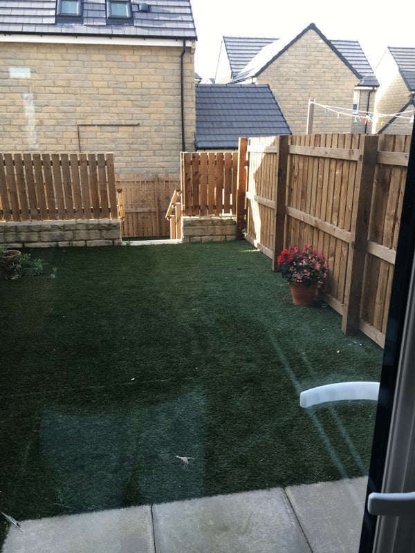 Room Fenby Grove in Bradford