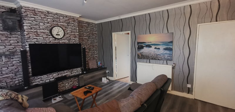 Room Levernside Avenue in Glasgow