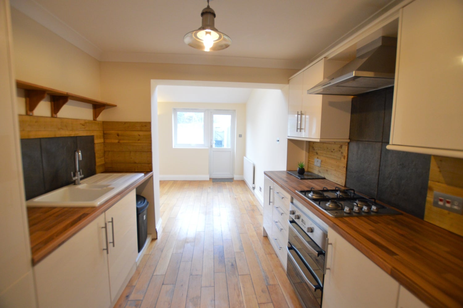 House Meadows Close in Lytchett Minster and Upton