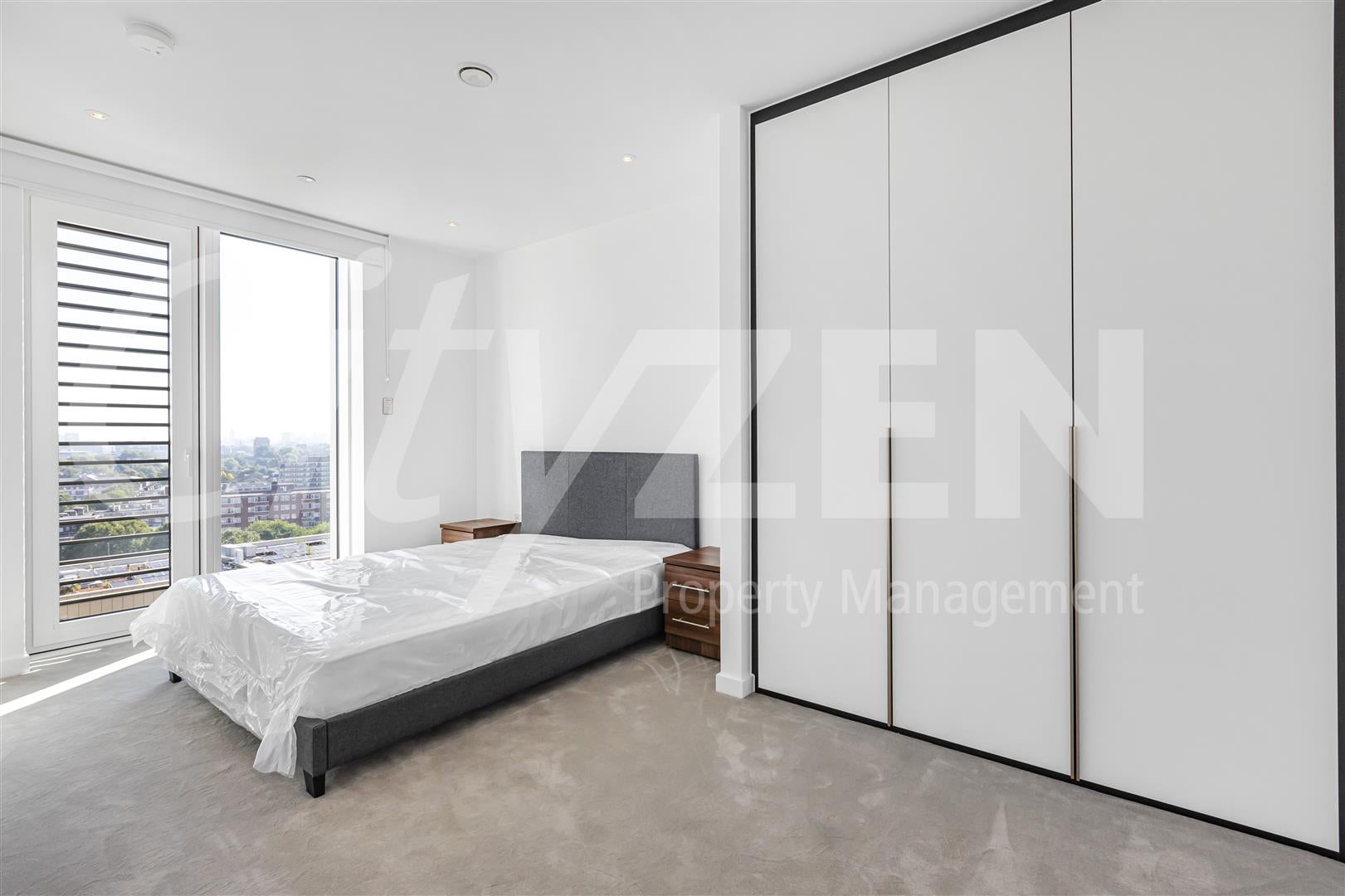Flat Sidney Street in Greater London