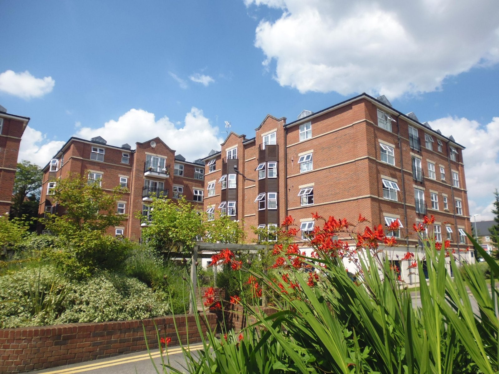Flat Carisbrooke Road in Leeds