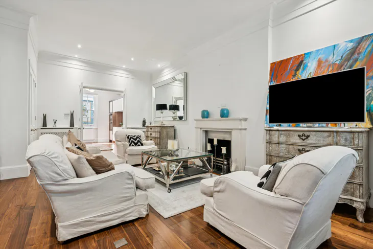 Flat Montagu Square in City of Westminster