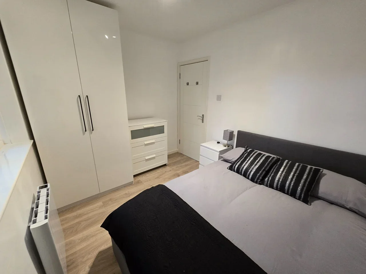 Room Glyn Avenue in Greater London