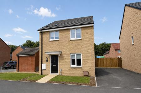 House Sandown Drive in South Kesteven