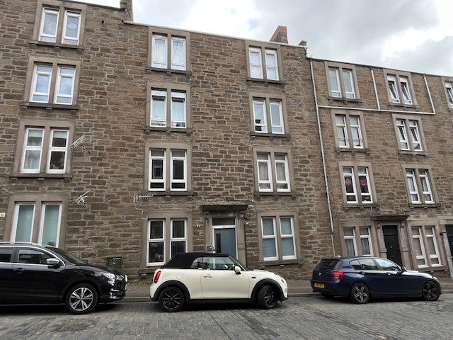 Flat Peddie Street in Dundee