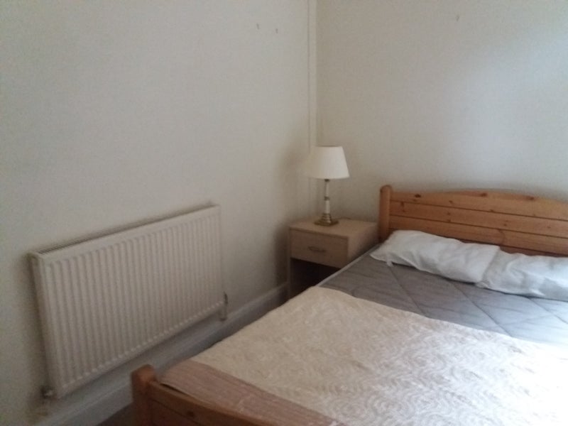 Room Chalsey Road in Greater London