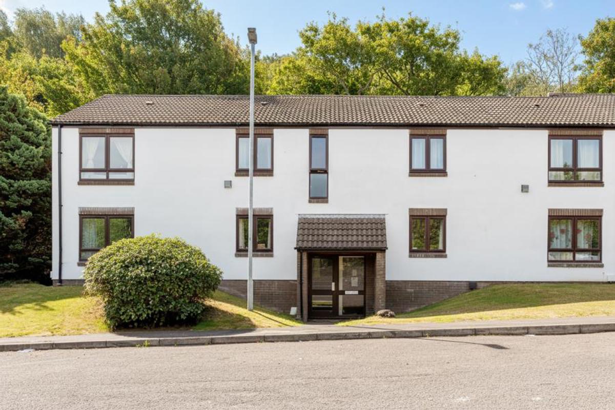 Flat Devonshire Drive in Portishead