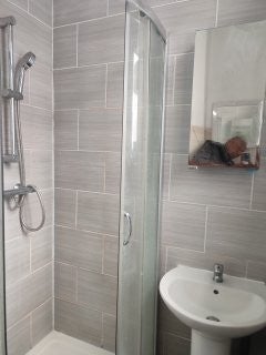 Room Widdrington Road in Coventry