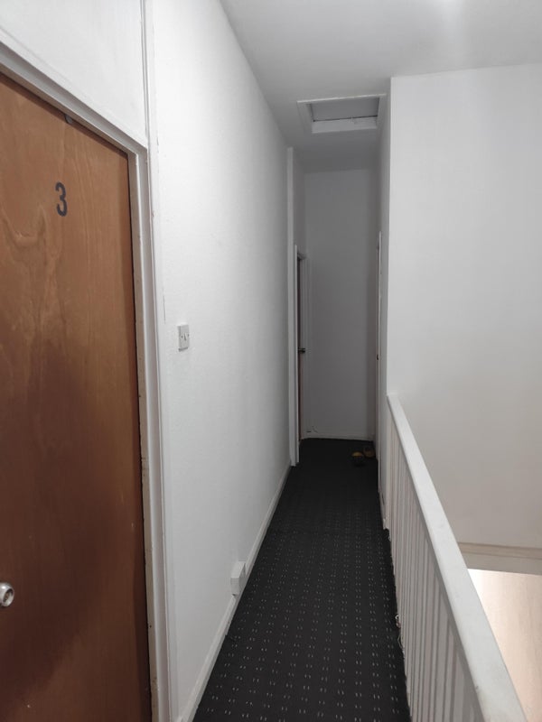 Room Widdrington Road in Coventry