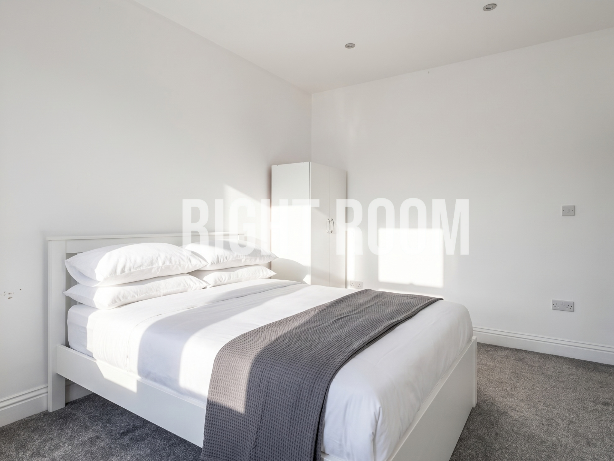 Room Grosvenor Road in Greater London
