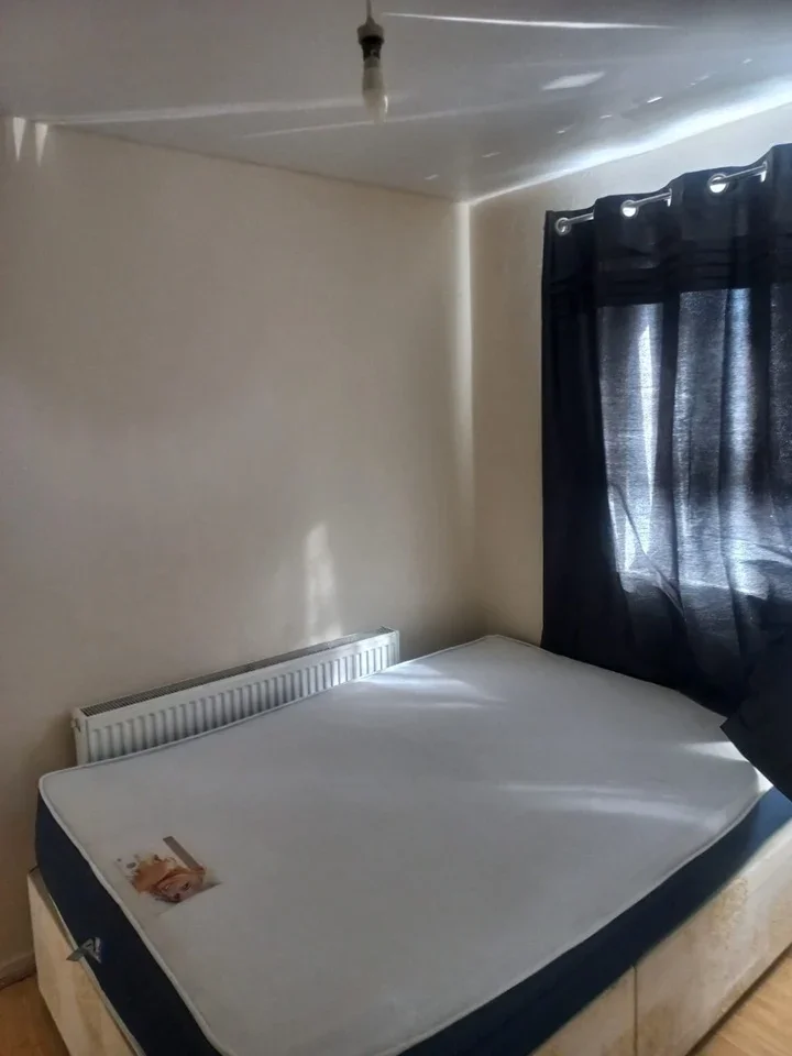 Room Evelyn Street in Greater London