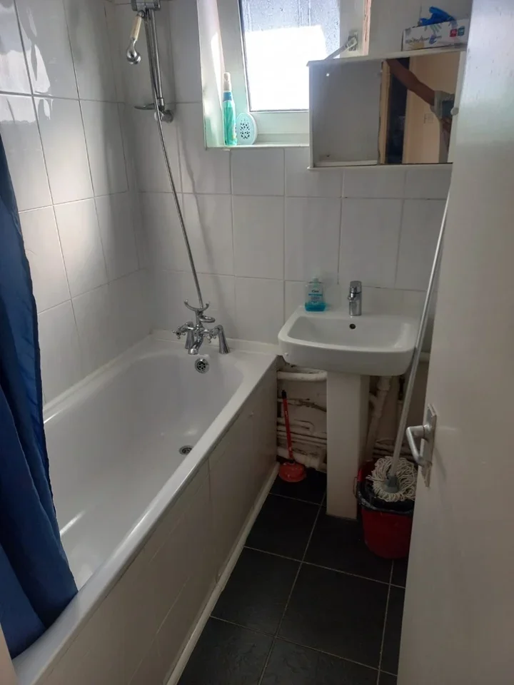 Room Evelyn Street in Greater London