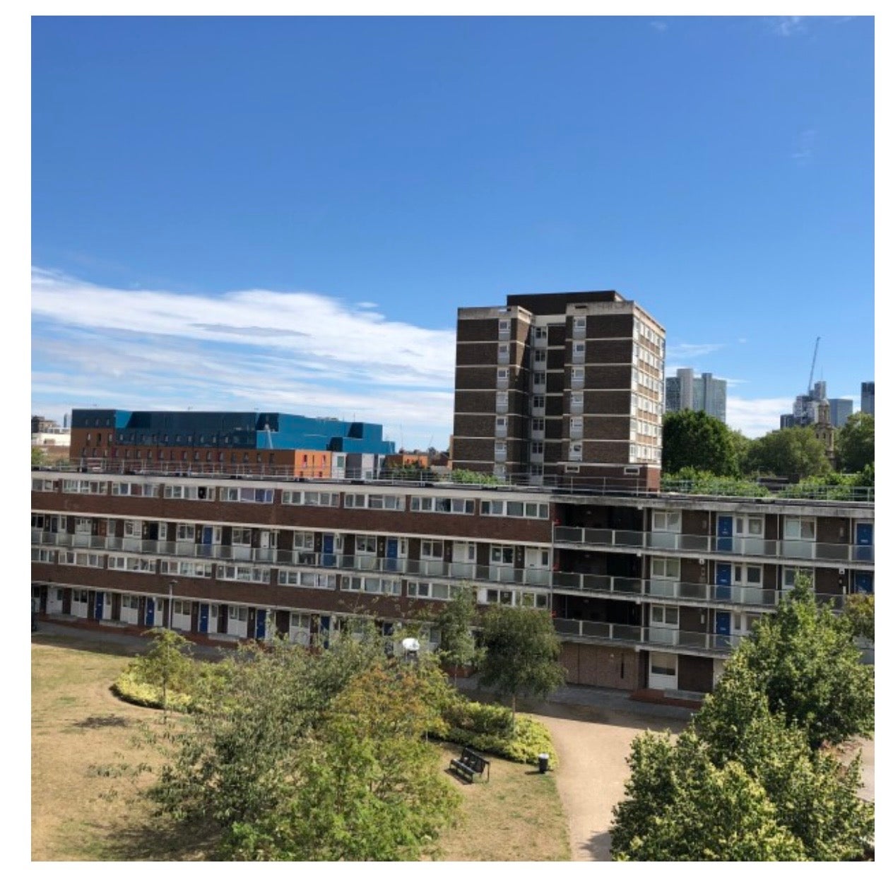 Flat Mintern Street in Greater London