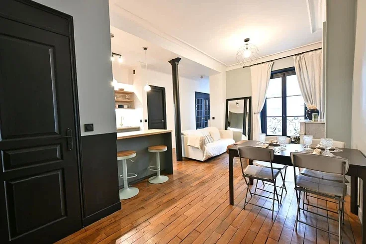 Flat Rue Sainte-Croix de la Bretonnerie in Paris