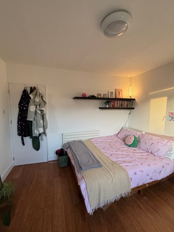 Room Pearson Street in Greater London