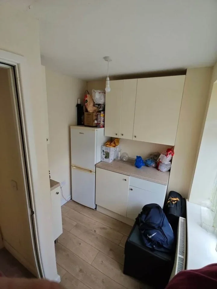 Room Redcar Road in Greater London